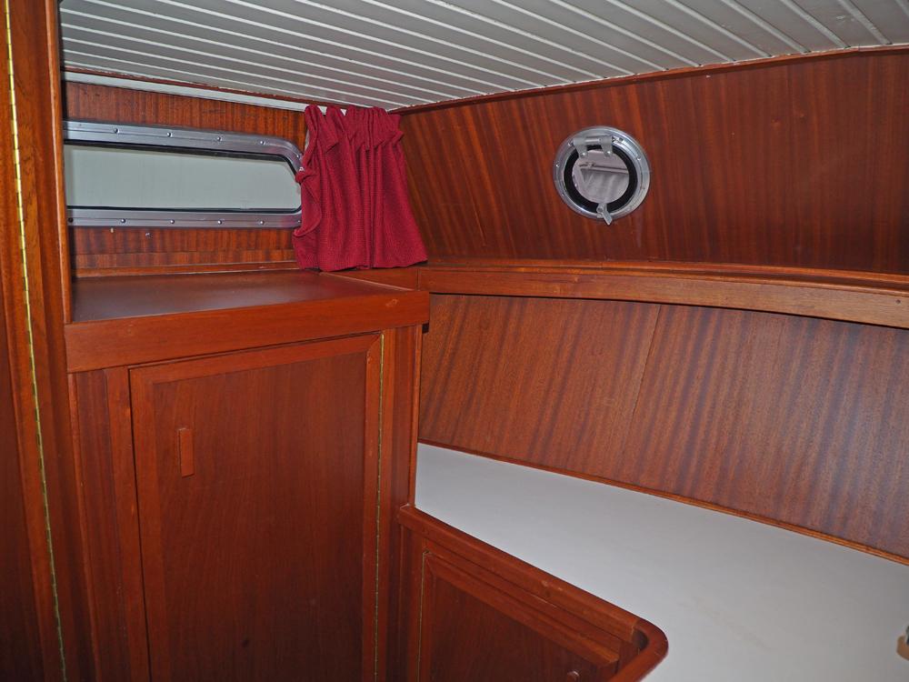 Aft cabin, Accommodation